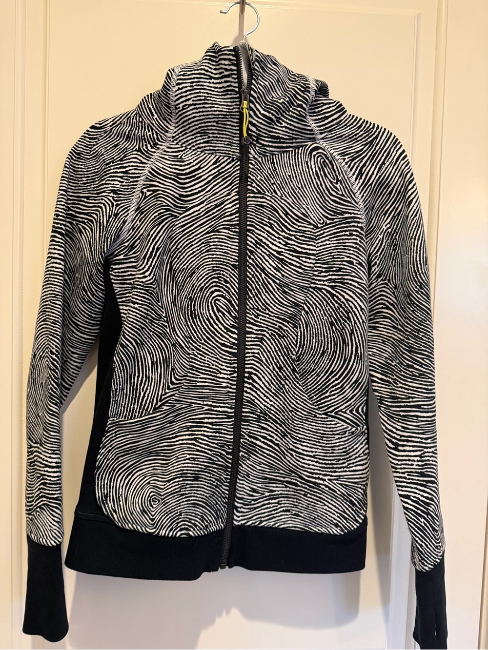 lululemon athletica Black and White Patterned Full-Zip Jacket